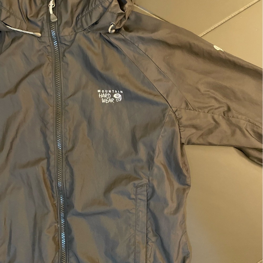 Lightweight Mountain Hardware Jacket - image 3